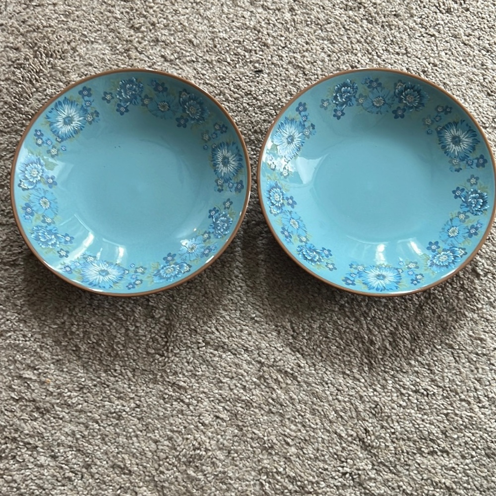 2 Taylor Smith and Taylor Company Azura Ceramic Ironware bowls